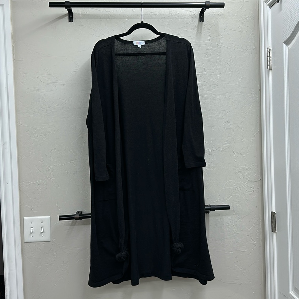 LulaRoe Sarah cardigan - solid black